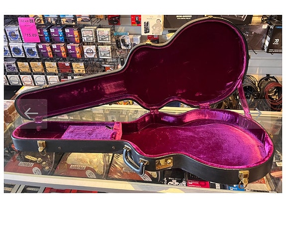 Ostetaan: Gibson -laukku (ES-335)