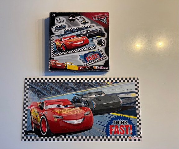 Cars-palapeli, 45 palaa