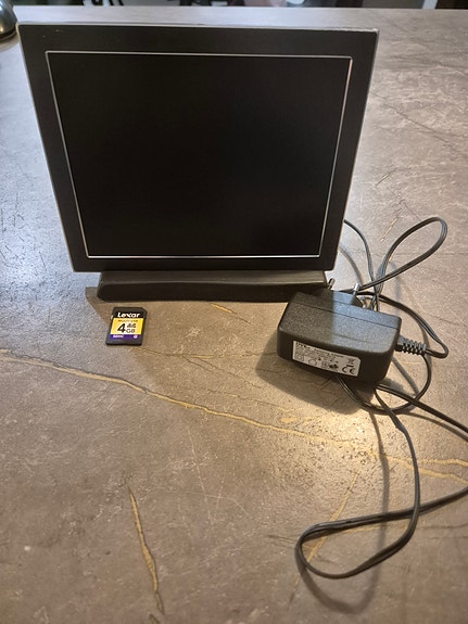 8" digitaalinen kuvakehys Sandstrom S08DPF10E