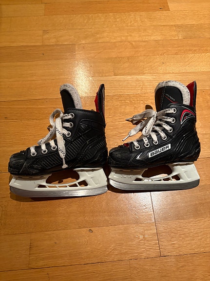 Bauer Vapor Elite jääkiekkoluistimet. Koko 28.
