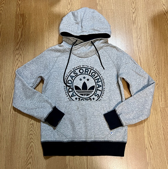 Adidas naisten Huppari S