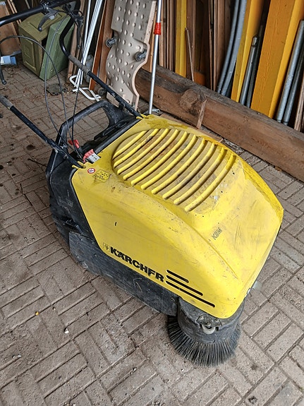 Lakaisukone Kärcher ksm 750