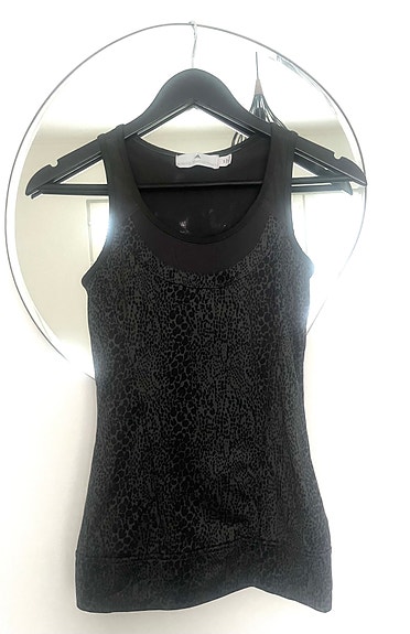 Adidas x Stella McCartney treenitoppi