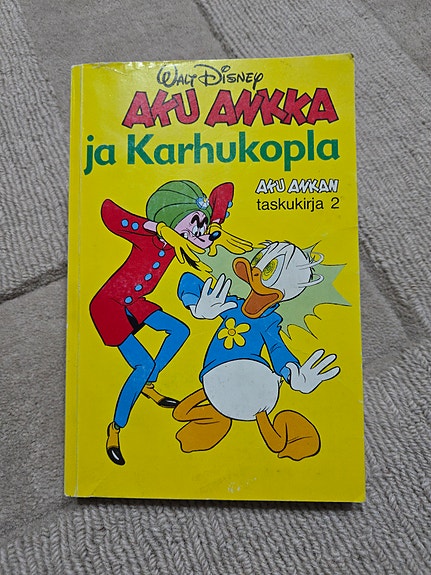 Aku Ankan taskukirja 2 / 5.painos 1992