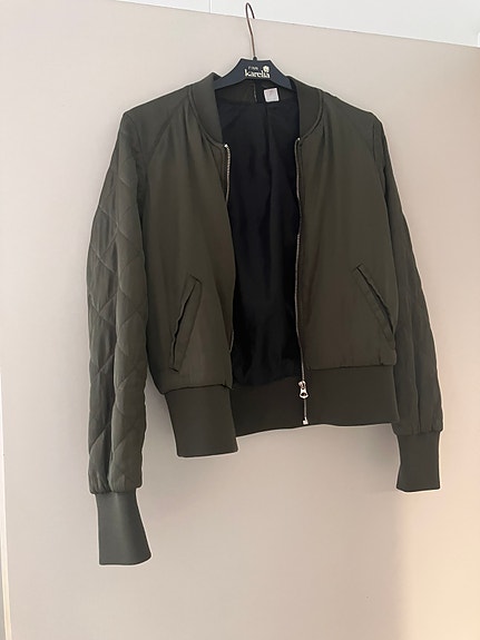 Takki, 36