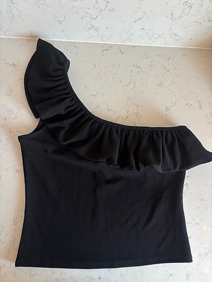 H&M one shoulder toppi M
