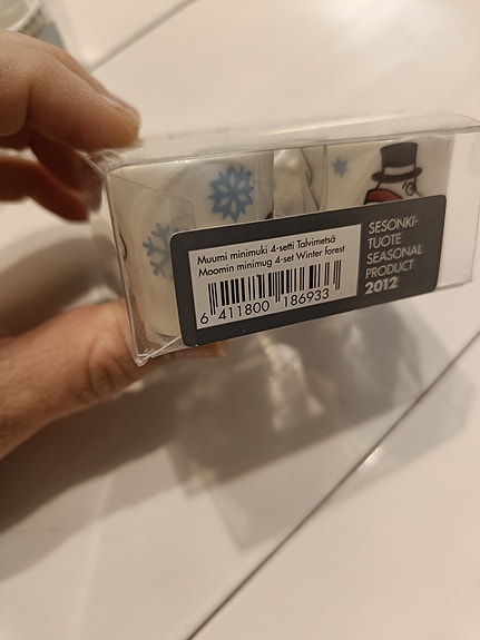 Muumi minimukit talvimetsä