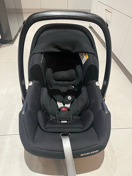 Maxi-Cosi Turvakaukalo 13 kg musta