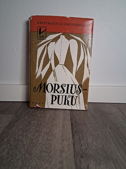 Kristmann Gudmundsson Morsiuspuku