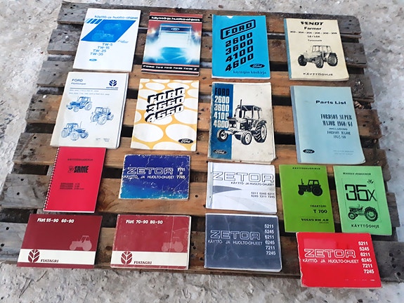 Käyttöohjekirjoja Traktoreihin mm. Fiat, Ford, Zetor, Same, Fend, MF yms.