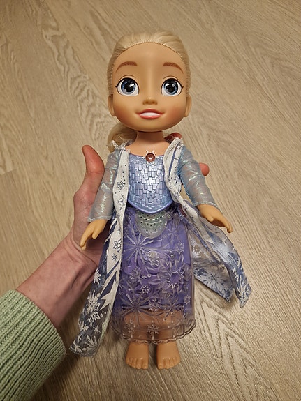 Raahe, Pyhäjoki. Elsa Frozen nukke 33 cm
