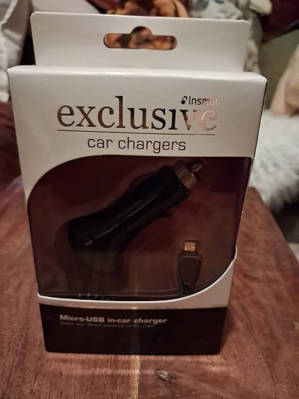 Insmat Exclusive car chargers käyttämätön