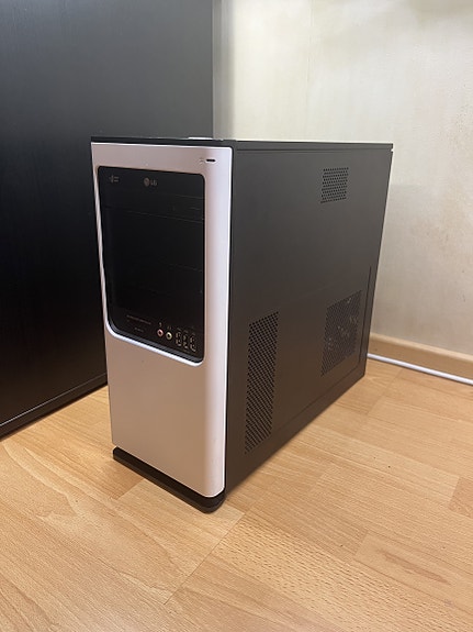 Pöytäkone 16gb ddr3, gtx 970, Amd Phenom II 6x
