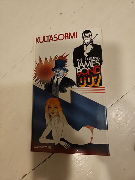 James Bond Kultasormi kirja
