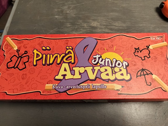 Piirrä ja arvaa Junior Alias