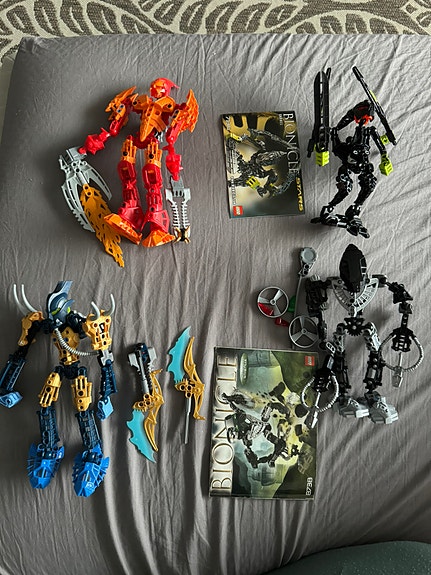 Lego bionicle