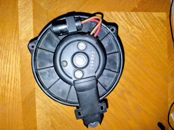 Auton sisäpuhallin moottori Audi A6/S6