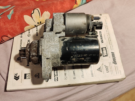 Bosch startti 0 001 120 406 Vw Jetta 1.6 bensa