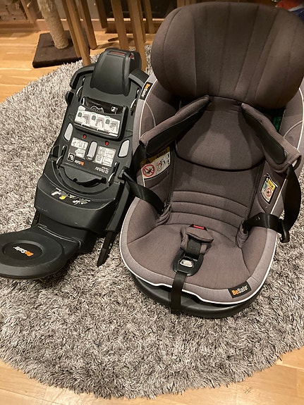 BeSafe izi Modular i-Size turvaistuin + telakka