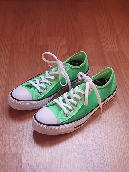 Käyttömättömät Converse All Stars tennarit