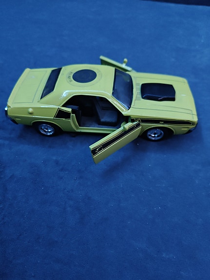 Dodge challenger t/a 340 sixpack pienoismalli