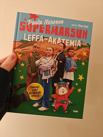 UUSI lastenkirja Supermarsun Leffa-akatemia