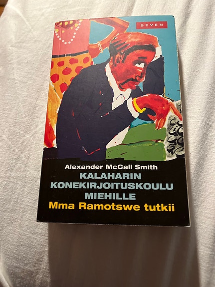 Alexander McCall Smith Kalaharin konekirjoituskoulu miehille kirja