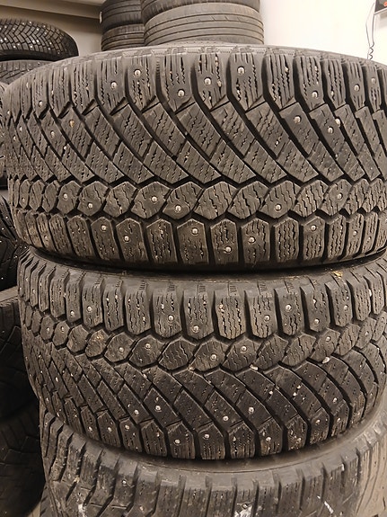225/45R17 Continental nastarenkaat 2kpl