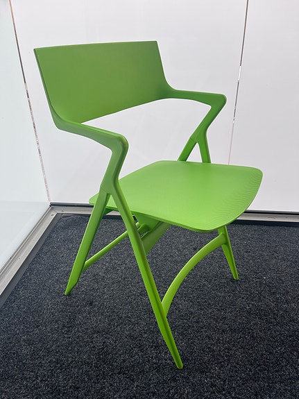 Kartell Dolly tuoli, pistaasinvihreä