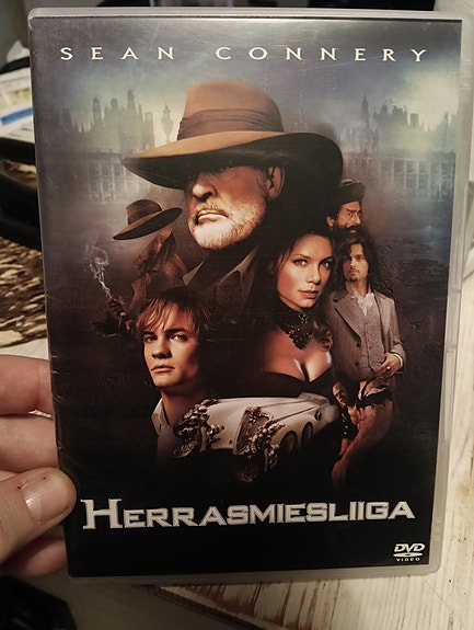Herrasmiesliiga DVD