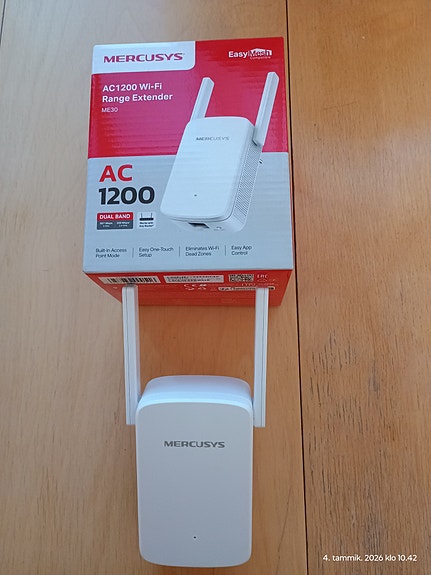 Wifi reititin 2.4 ja 5 GHz reititin
