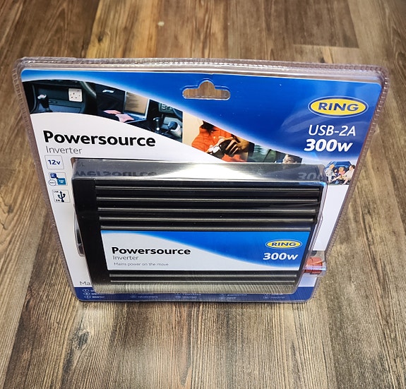 Uusi Ring 300W, USB 2.1A, 12V DC - AC invertteri