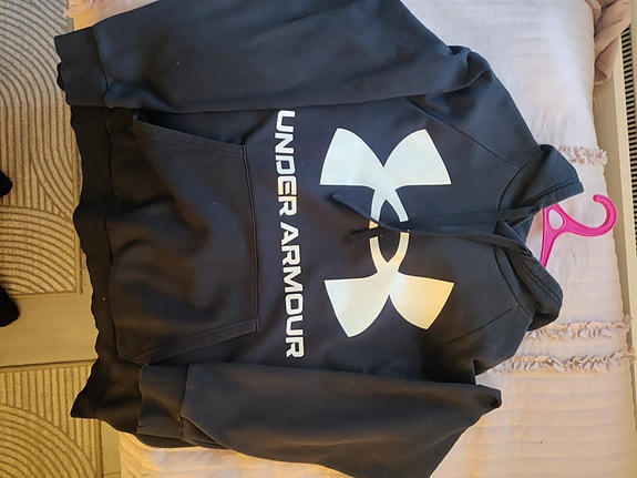 Under Armour huppari