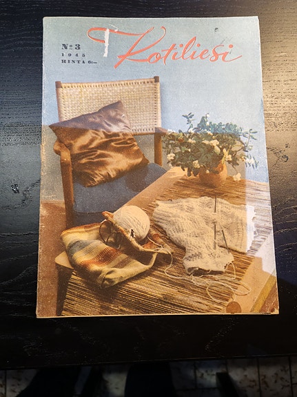 Kotiliesi lehti 1945