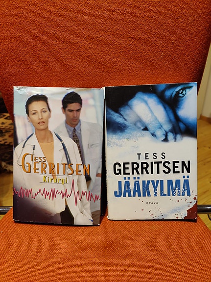 Tess Gerritsen Kirurgi ja Jääkylmä kovakantiset kirjat
