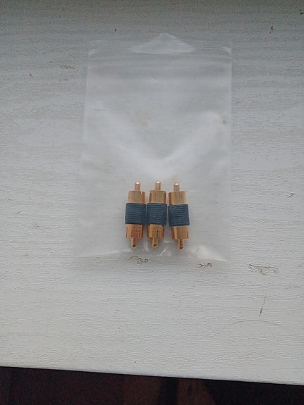 RCA male to male / uros - uros adapteri / kullattu. 3kpl.