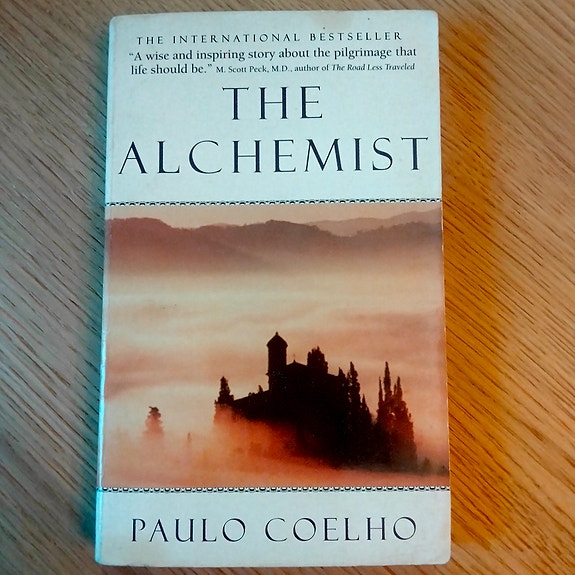 Paulo Coelho The Alchemist kirja