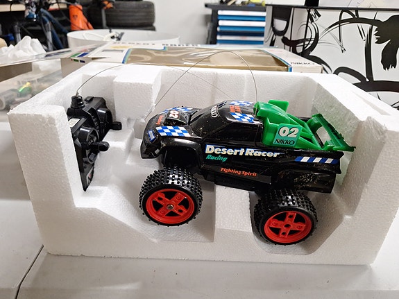 Product image 2 of 4