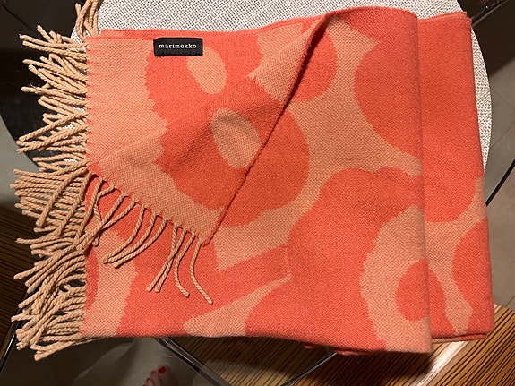 Marimekko Kirkas unikko kaulahuivi, villaa vaaleanpun./beige (50*200cm)