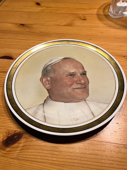 Hollóháza Paavo Johannes Paavali II muistolautanen