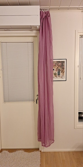 Pinkit läpikuultavat verhot 135x232