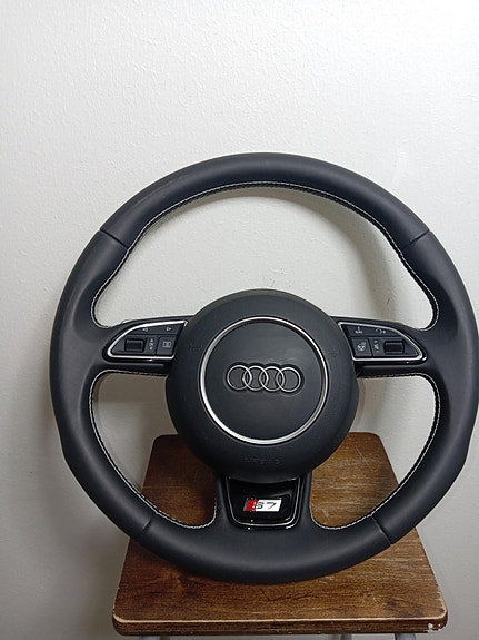 Audi S7 lämmitetty ratti + Uusi Airbag