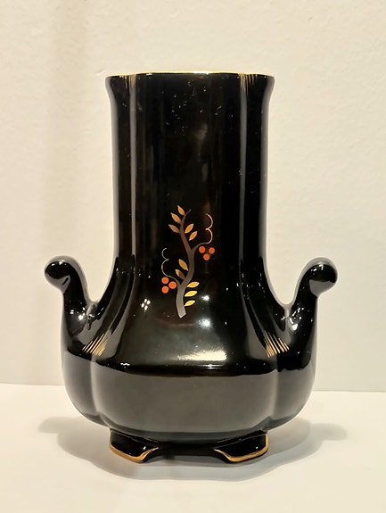 Arabia art deco käsinmaalattu musta vaasi, kultakoriste