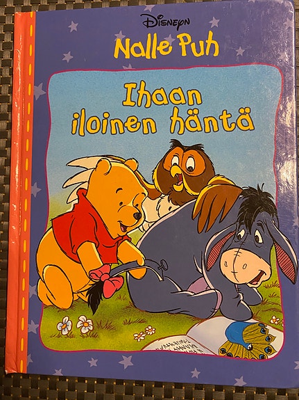 Helsinki Media Kirjat Nalle Puh Ihanan iloinen häntä lastenkirja