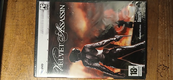 Velvet Assasin (NIB)