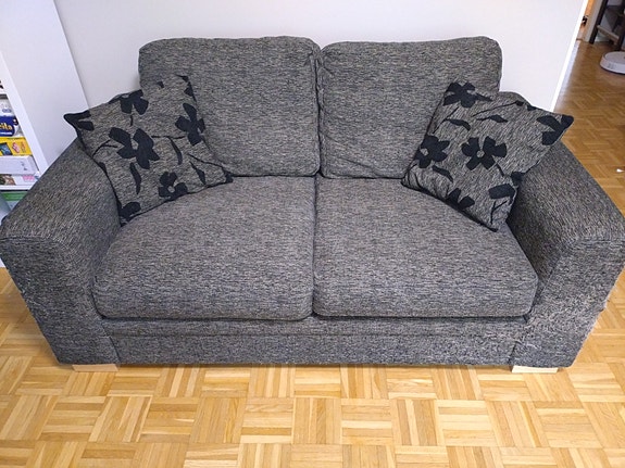 Kahden hengen sohva