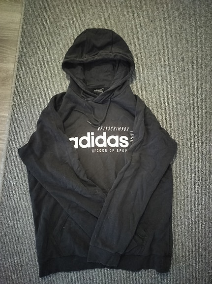 Adidas huppari