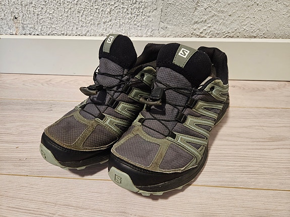 Salomon XT Asama GTX 42