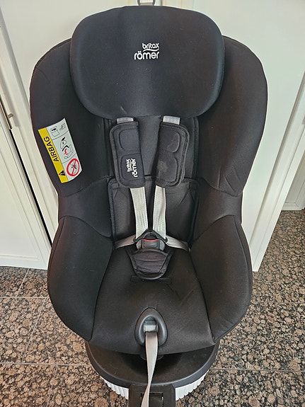Britax Römer Dualfix 2R turvaistuin