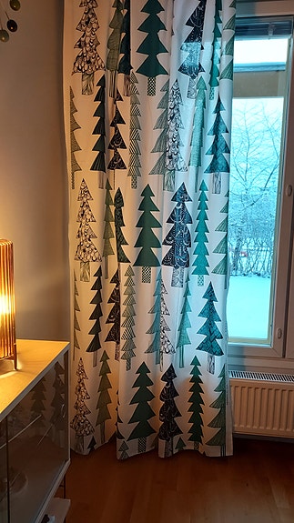 Marimekko Kuusikossa verho